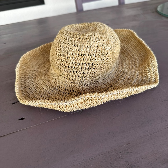 Doen Albi Hat NWT